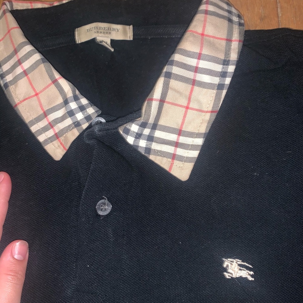 Burberry polo tshirt